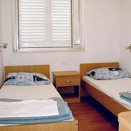 Apartment Hrvoje Place